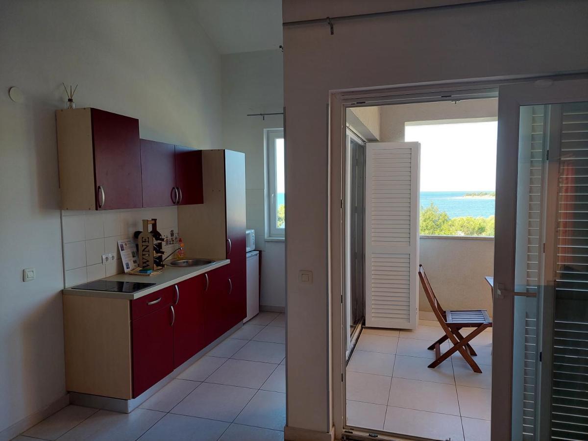 Apartments Henc Novigrad Istria Exterior foto