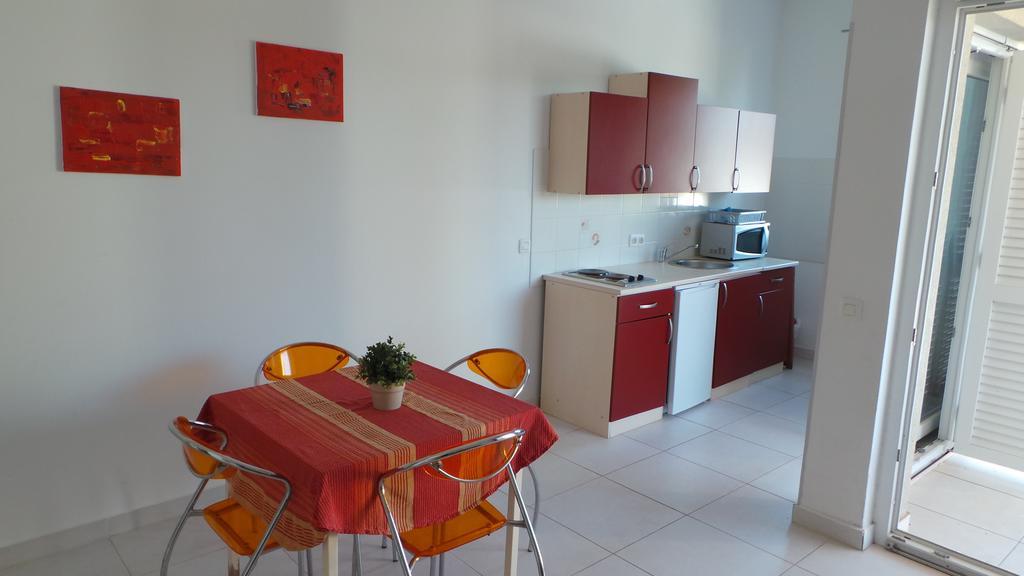 Apartments Henc Novigrad Istria Exterior foto